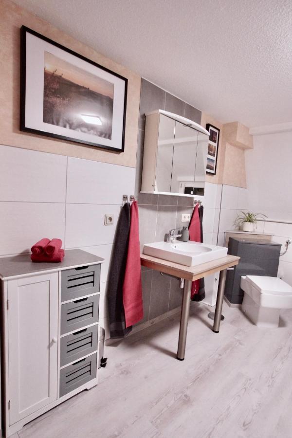 Ferienwohnung Ostard 2 ทาเลอ ภายนอก รูปภาพ